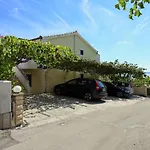 Appartamento Andjelka-6 By Interhome Traù