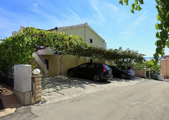 Appartamento Andjelka-6 By Interhome Traù